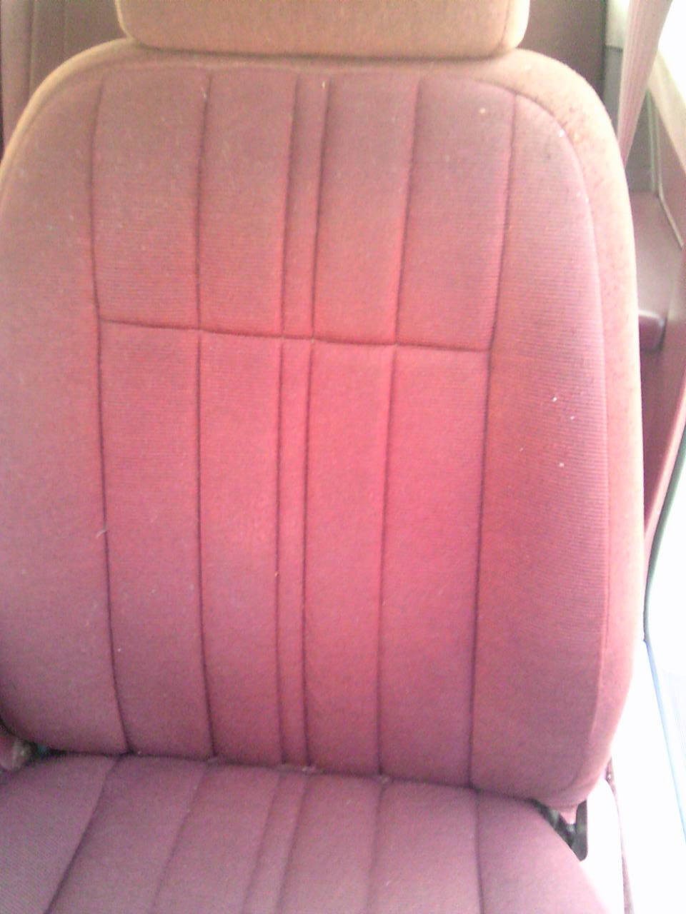 Ford-Thunderbird-1985-Sedan-21