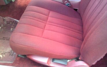 Ford-Thunderbird-1985-Sedan-22