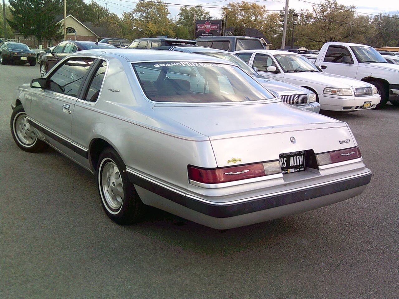 Ford-Thunderbird-1985-Sedan-4