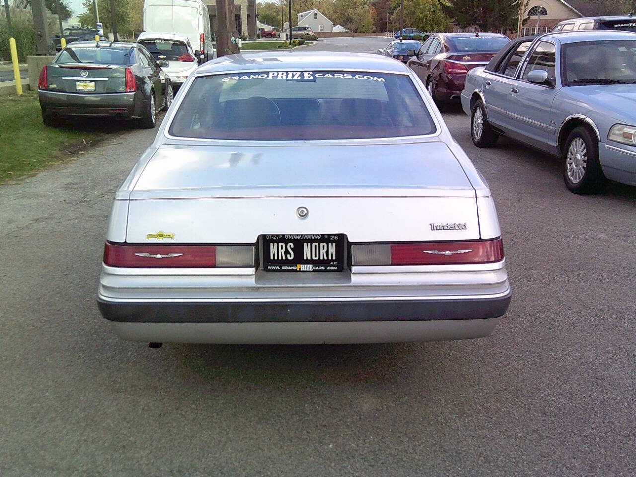 Ford-Thunderbird-1985-Sedan-6