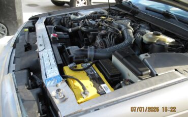 Ford-Thunderbird-1989-Light-Titanium-Gray-9