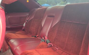 Ford-Thunderbird-1993-Coupe-10