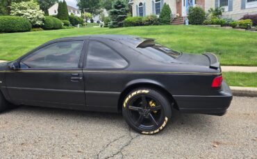 Ford-Thunderbird-1993-Coupe-2