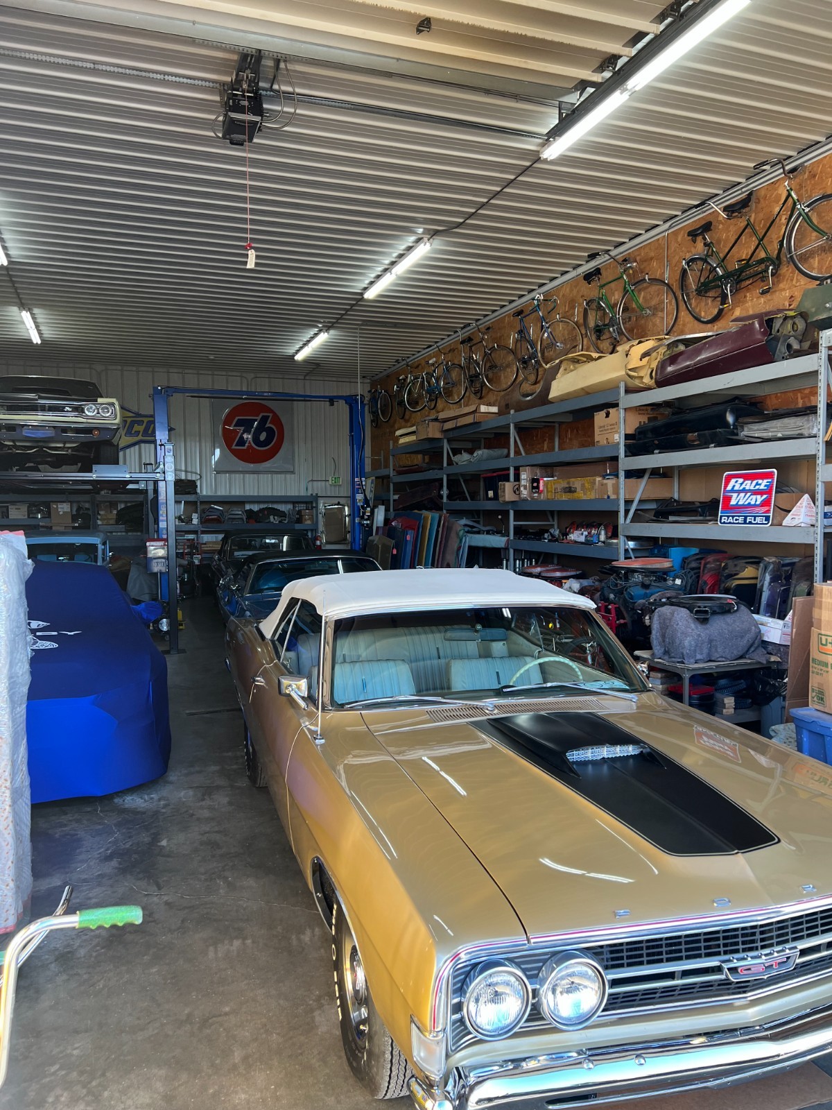 Ford-Torino-1968-Convertible-10