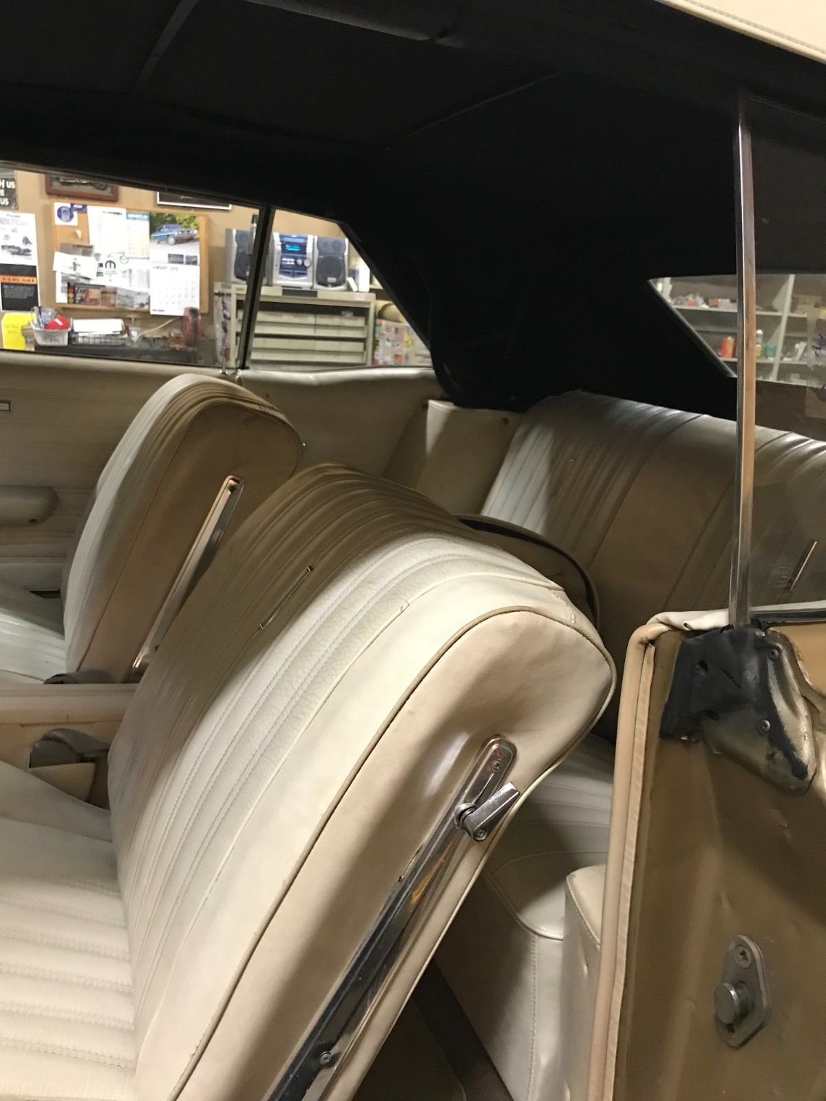 Ford-Torino-1968-Convertible-8