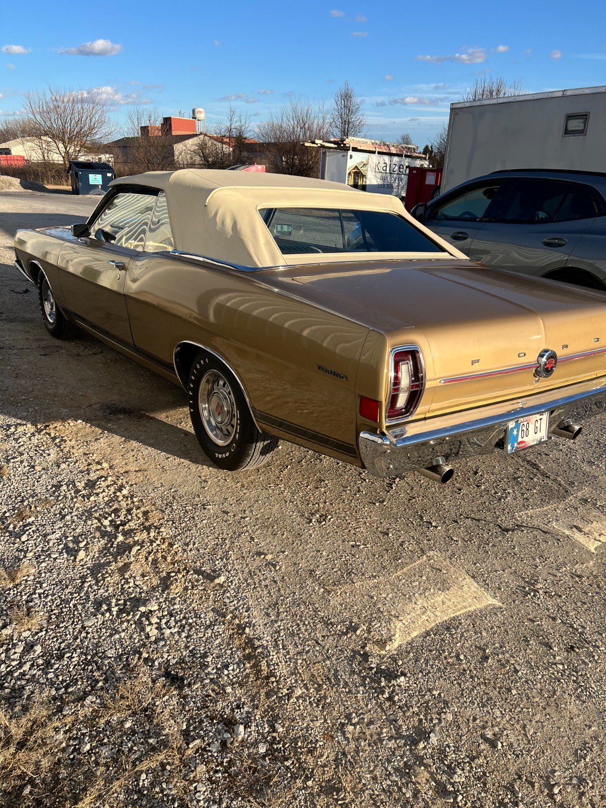 Ford-Torino-1968-Convertible-9