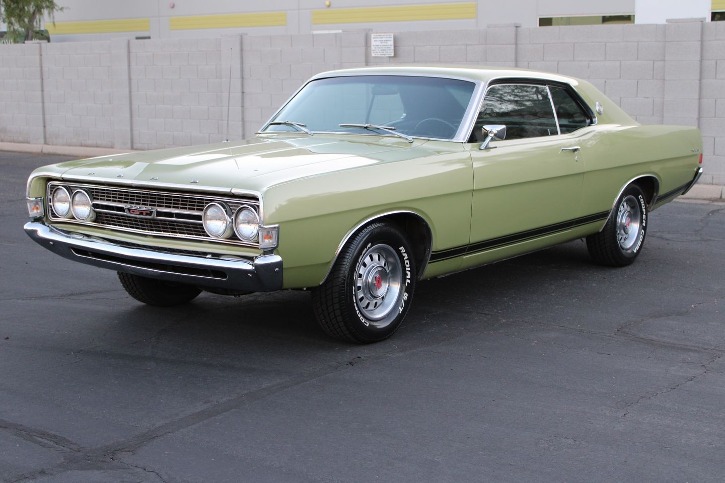 Ford-Torino-1968-Coupe-8