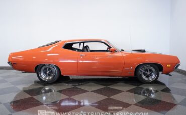 Ford-Torino-1970-Calypso-Coral-Black-18