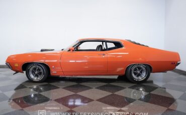 Ford-Torino-1970-Calypso-Coral-Black
