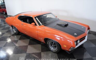 Ford-Torino-1970-Calypso-Coral-Black-38