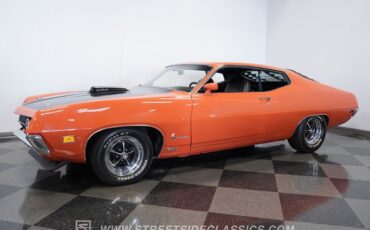 Ford-Torino-1970-Calypso-Coral-Black-4