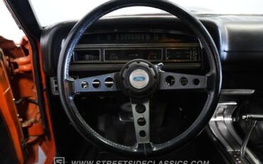 Ford-Torino-1970-Calypso-Coral-Black-40