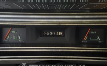 Ford-Torino-1970-Calypso-Coral-Black-43