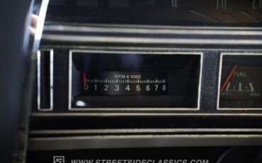 Ford-Torino-1970-Calypso-Coral-Black-44