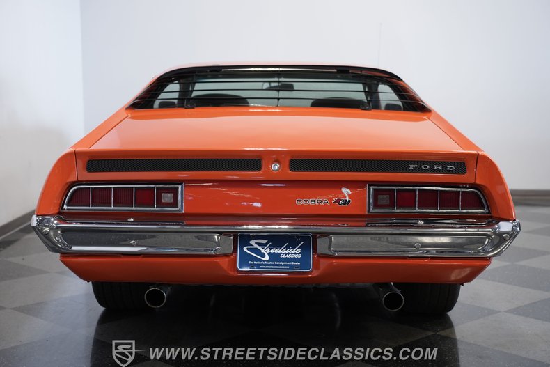 Ford-Torino-1970-Calypso-Coral-Black-47