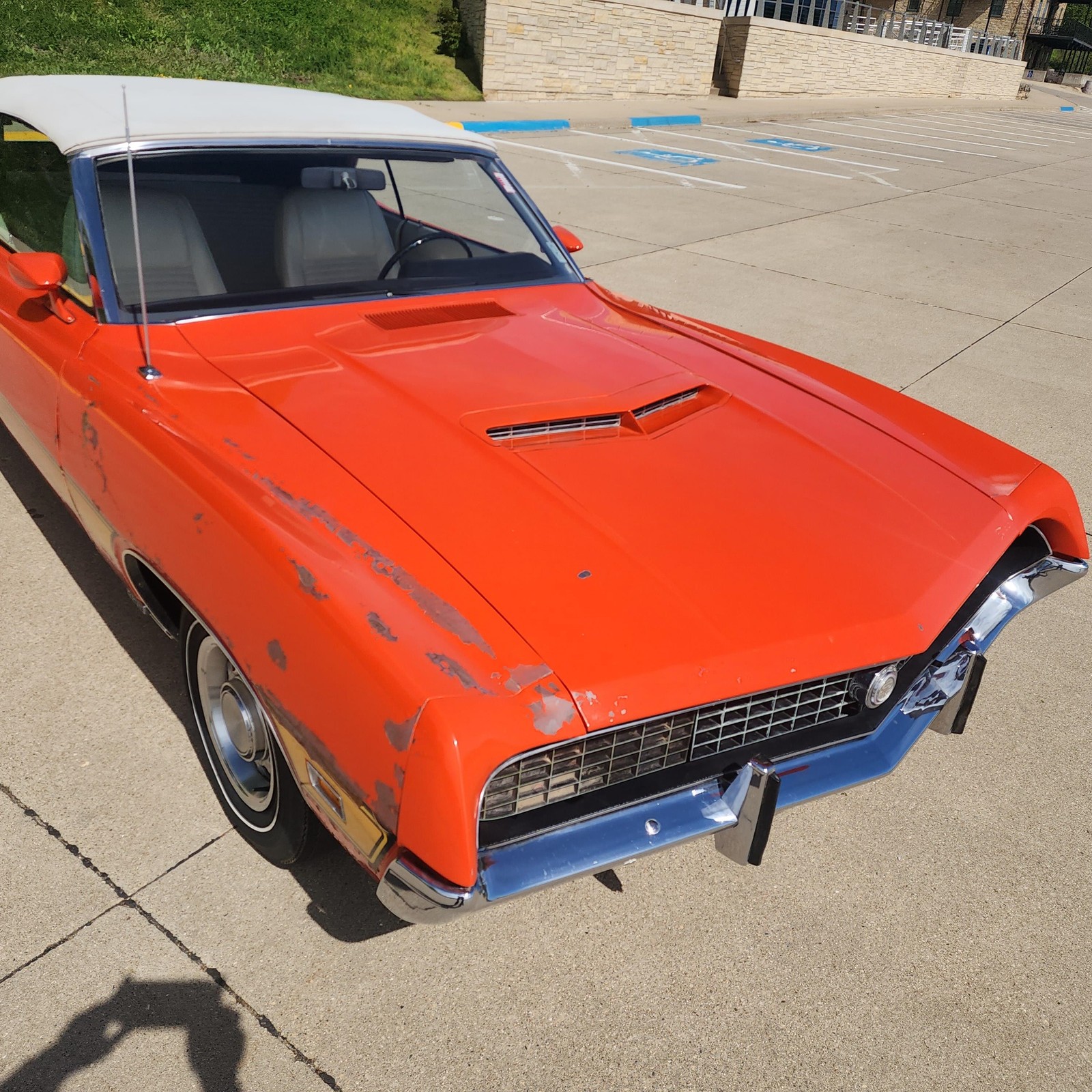Ford-Torino-1970-Convertible-7