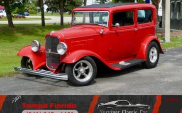 Ford-Tudor-1932-Sedan