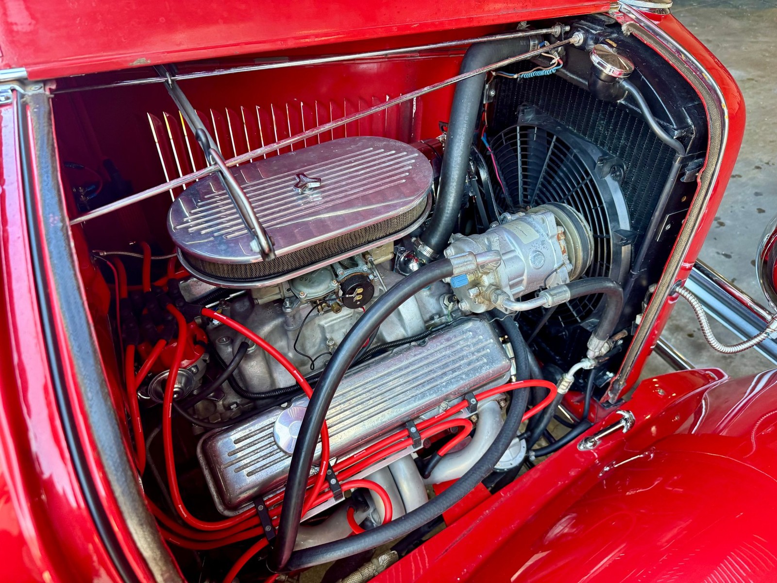 Ford-Tudor-1932-Sedan-4