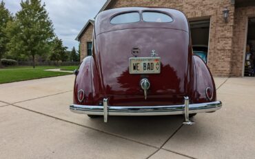 Ford-Tudor-1939-2-Door-17