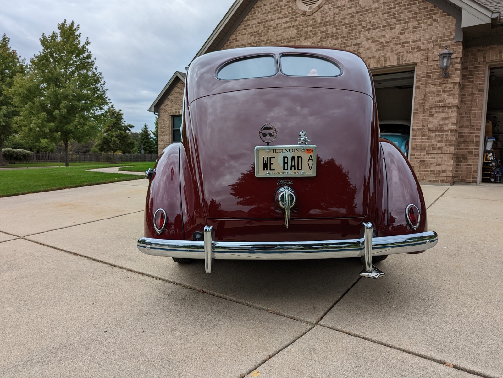 Ford-Tudor-1939-2-Door-17