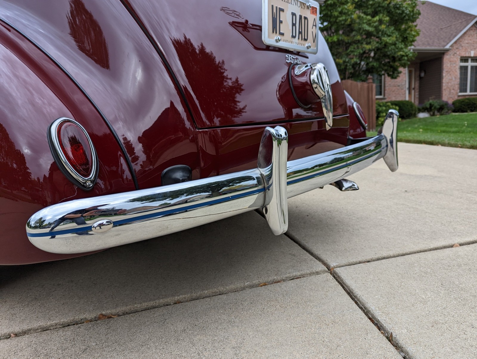 Ford-Tudor-1939-2-Door-18