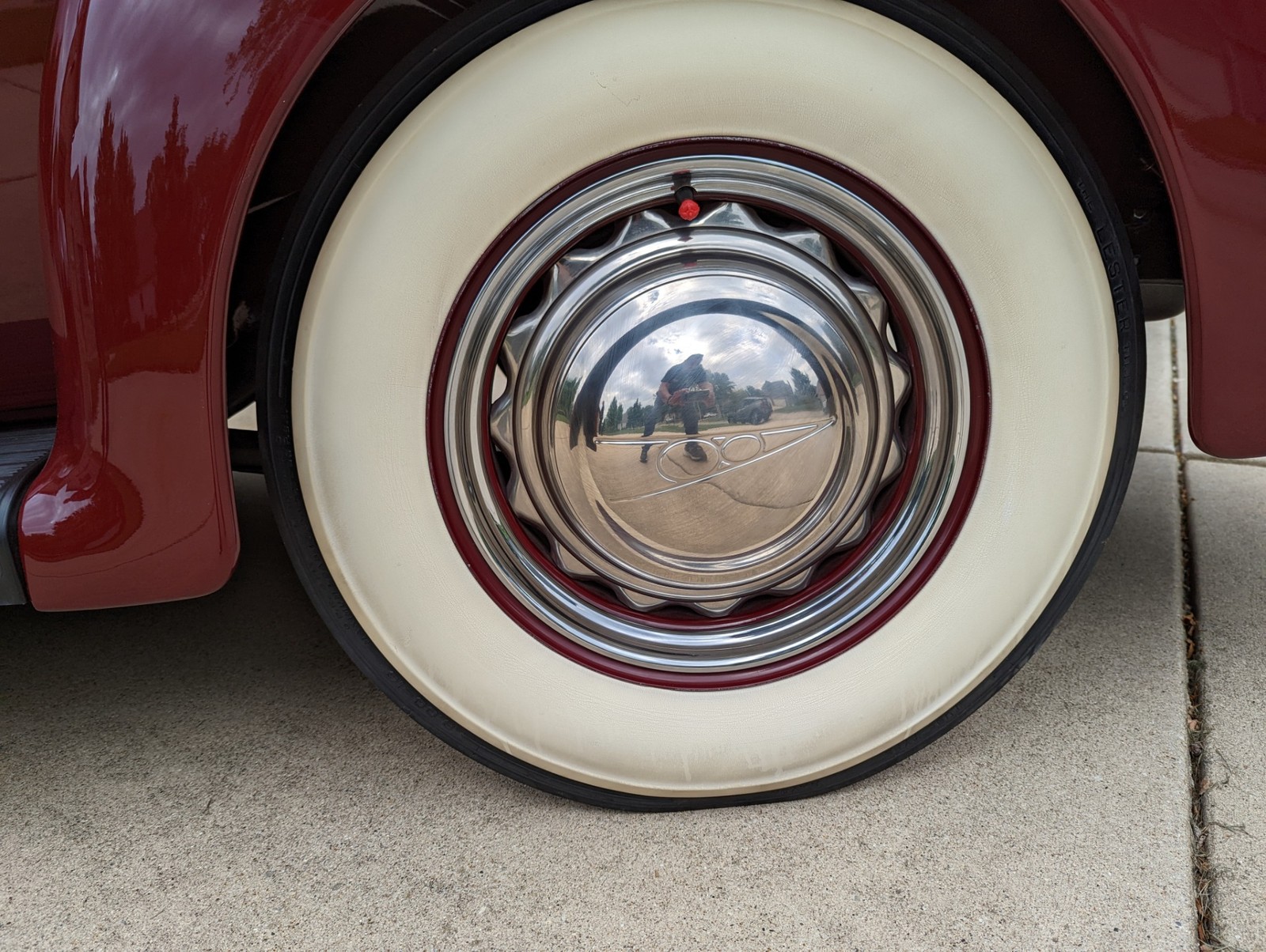 Ford-Tudor-1939-2-Door-21