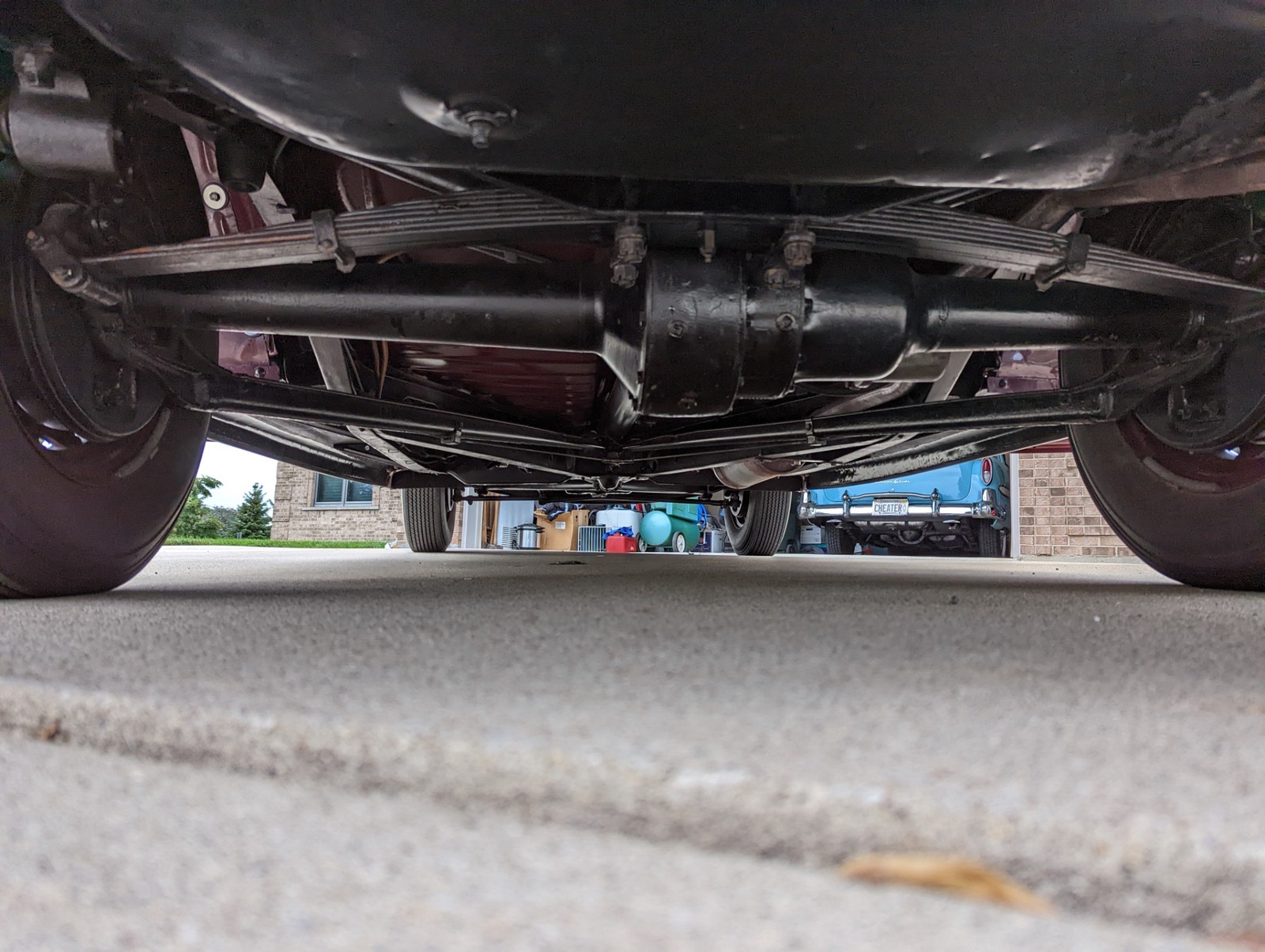 Ford-Tudor-1939-2-Door-29