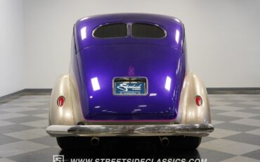 Ford-Tudor-1940-Sedan-10