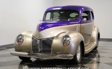 Ford-Tudor-1940-Sedan-18