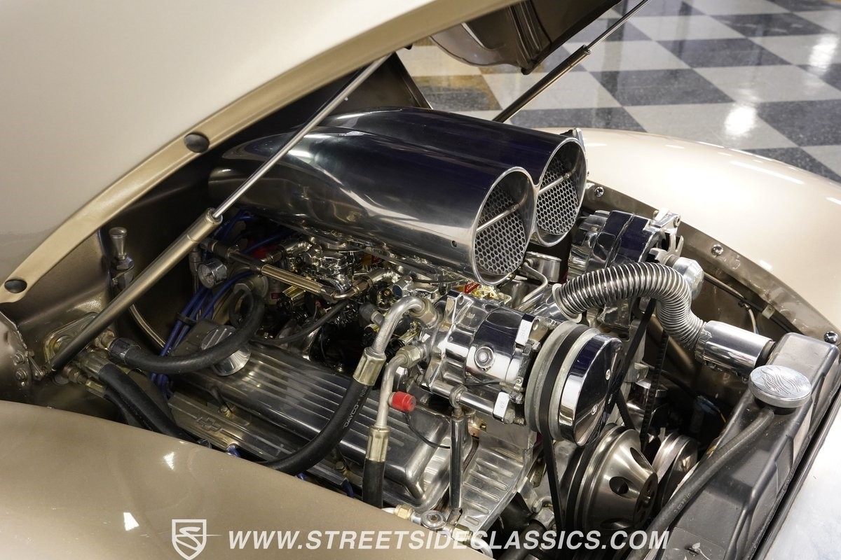 Ford-Tudor-1940-Sedan-35