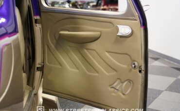 Ford-Tudor-1940-Sedan-37