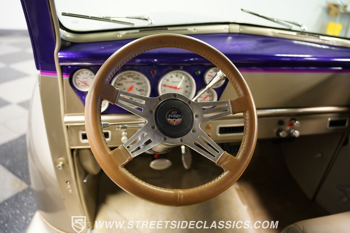 Ford-Tudor-1940-Sedan-39