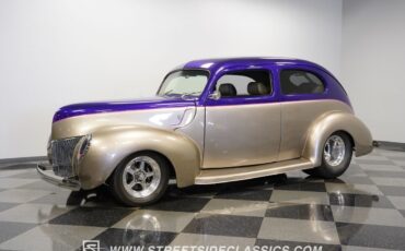 Ford-Tudor-1940-Sedan-6