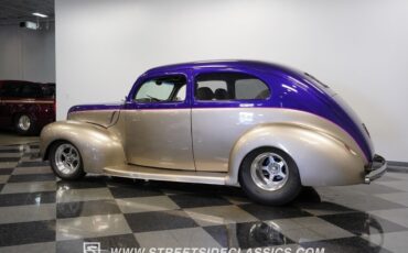 Ford-Tudor-1940-Sedan-8