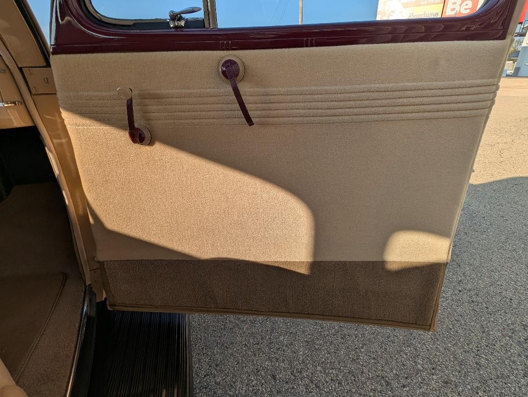 Ford-Tudor-Deluxe-1940-Sedan-20