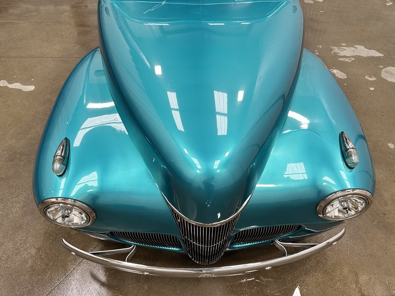 Ford-Two-Door-Sedan-Chopped-Top-Street-Ride-1941-18