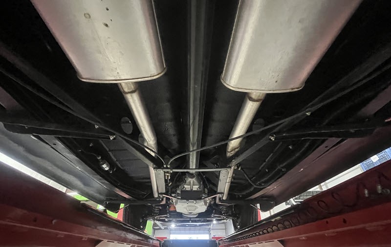 Ford-Two-Door-Sedan-Chopped-Top-Street-Ride-1941-23