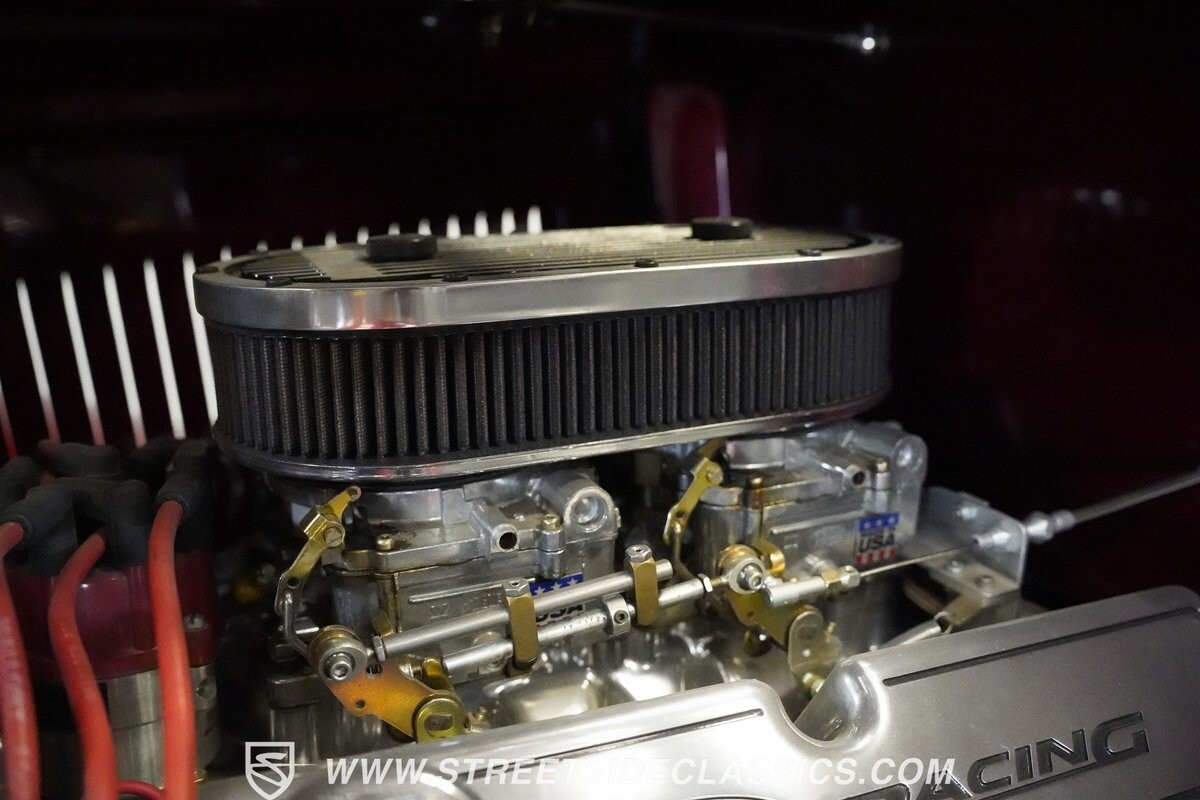 Ford-Victoria-1932-Coupe-22