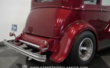 Ford-Victoria-1932-Coupe-28