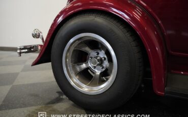 Ford-Victoria-1932-Coupe-39