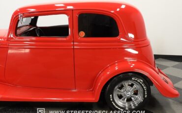 Ford-Victoria-1933-Coupe-23