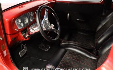 Ford-Victoria-1933-Coupe-4