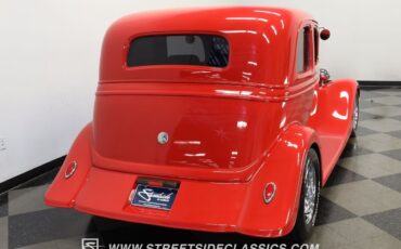 Ford-Victoria-1933-Coupe-9