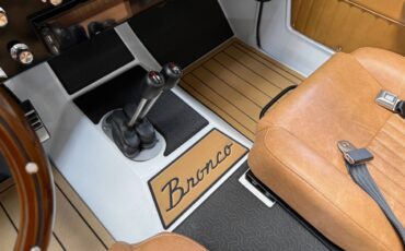 Ford-bronco-1969-white-122