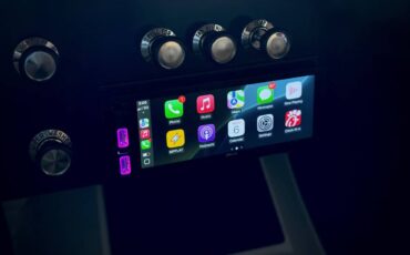 Ford-bronco-1969-white-181