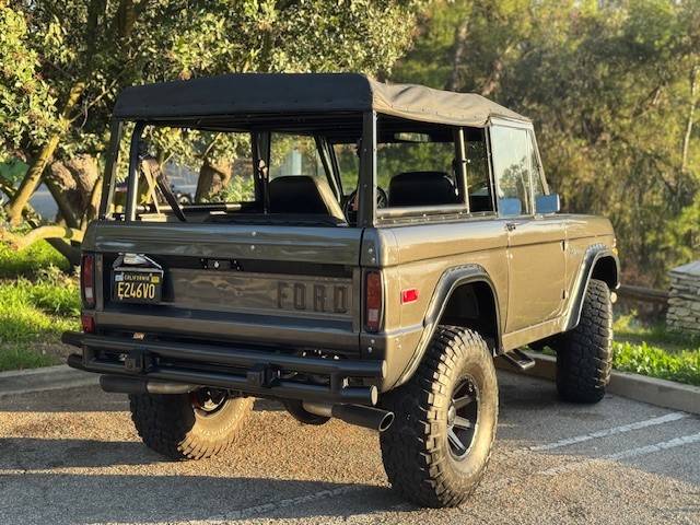 Ford-bronco-1971-11
