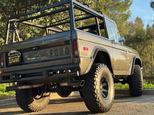 Ford-bronco-1971-9