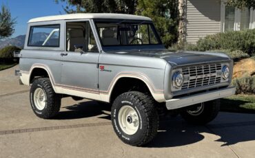 Ford-bronco-1972-silver-381