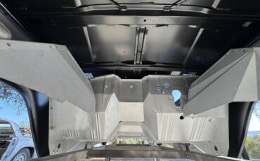 Ford-bronco-1972-silver-438