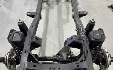 Ford-bronco-1972-silver-93